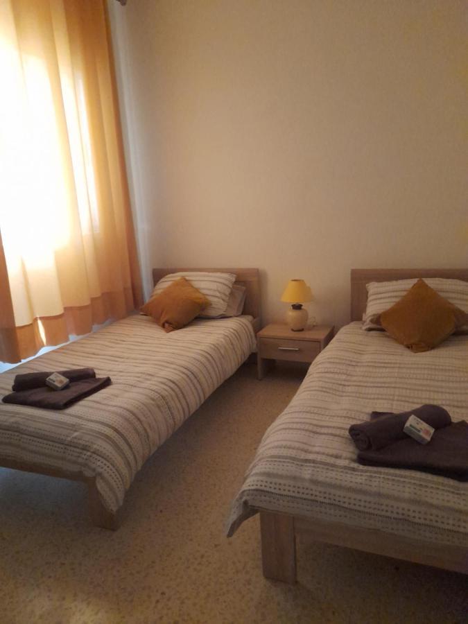 Gozo Marsalforn Apartment ภายนอก รูปภาพ